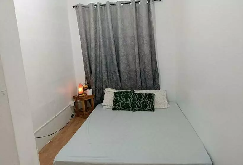 ベッドアンドブレックファースト Amigas Lodge