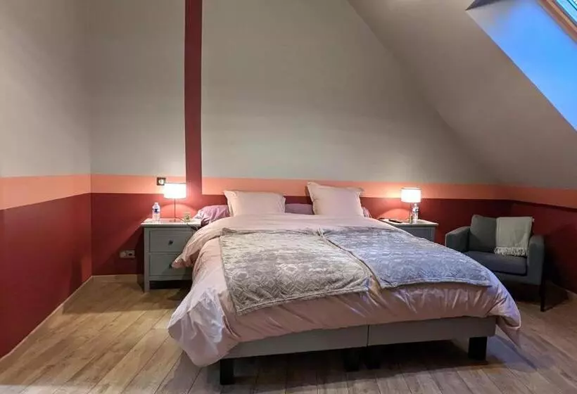 Aamiaismajoitus (B&B) La Ferme Du Château