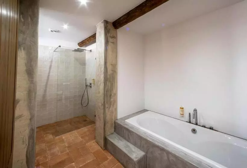 Aamiaismajoitus (B&B) Villa Galega