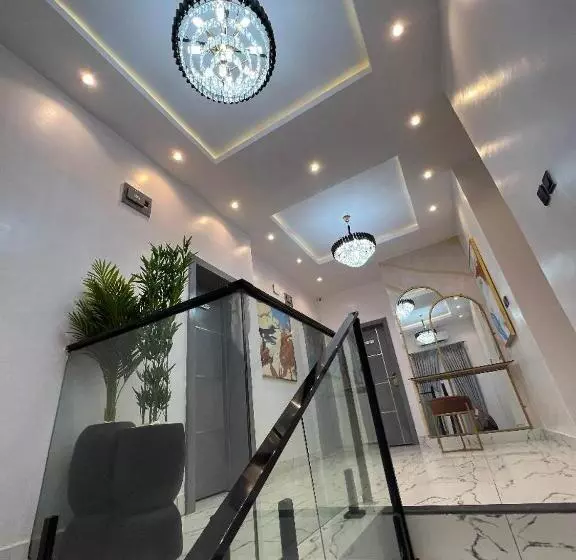 هتل Bricks Residence