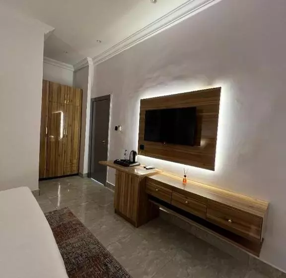 هتل Bricks Residence