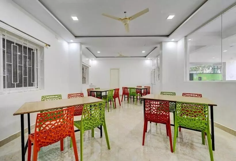 Hotel Capital O Prince Venue