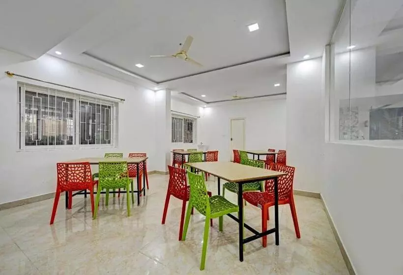 Hotel Capital O Prince Venue