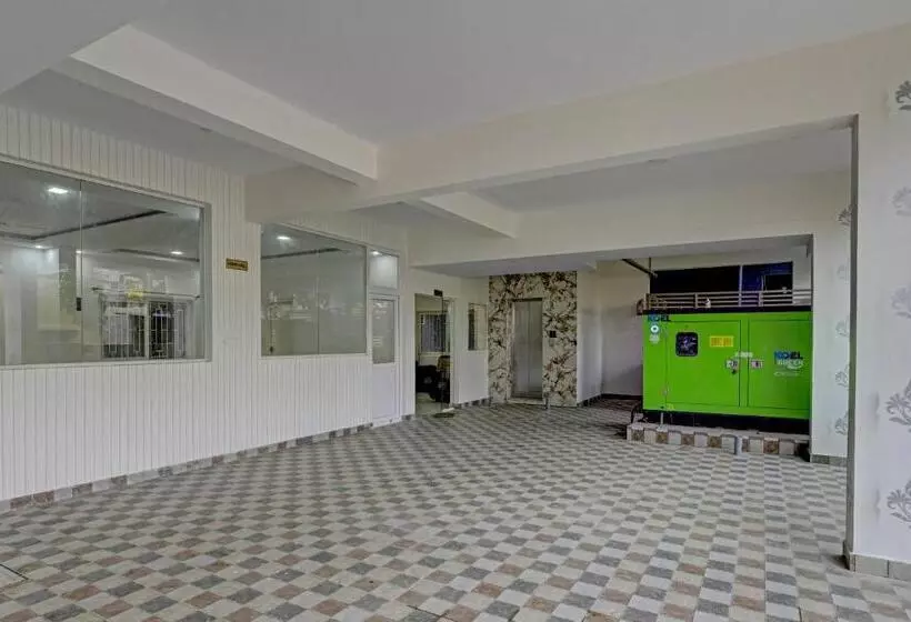 Hotel Capital O Prince Venue