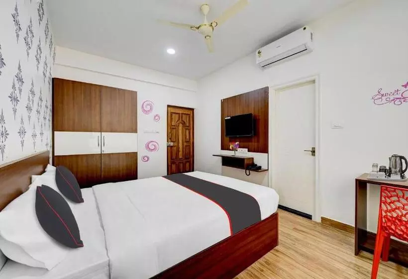 Hotel Capital O Prince Venue