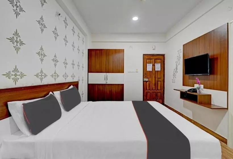 Hotel Capital O Prince Venue
