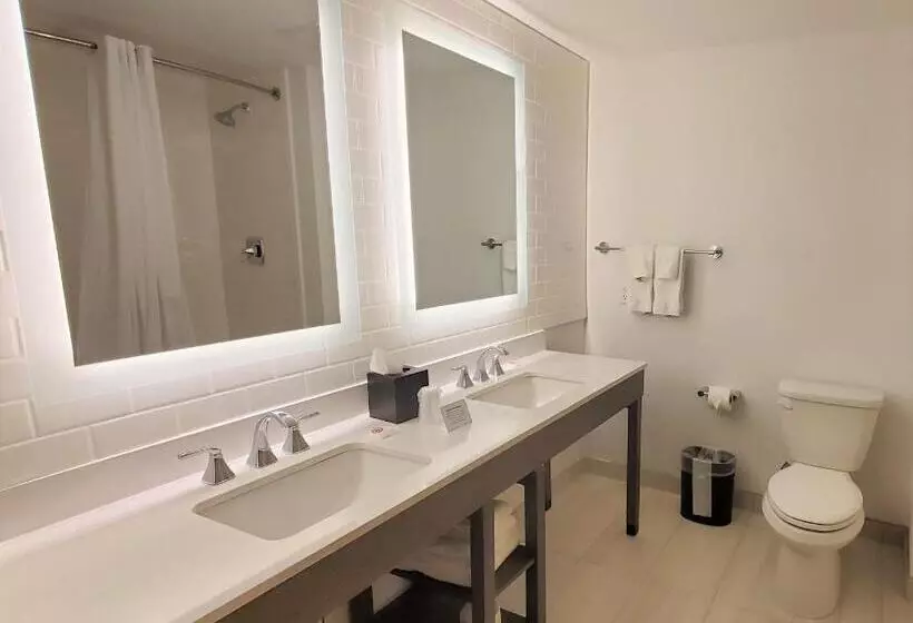 Hotelli Comfort Inn & Suites Panama City Beach  Pier Park Area