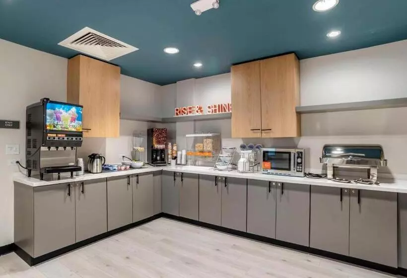 Hotelli Comfort Inn & Suites Panama City Beach  Pier Park Area