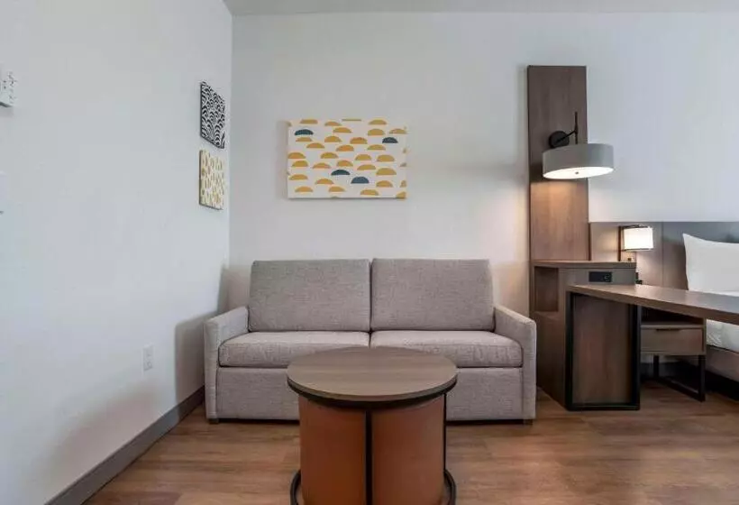 Hotelli Comfort Inn & Suites Panama City Beach  Pier Park Area