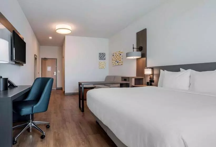 Hotelli Comfort Inn & Suites Panama City Beach  Pier Park Area