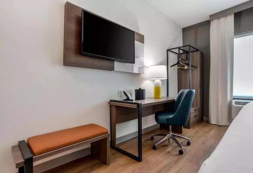 Hotelli Comfort Inn & Suites Panama City Beach  Pier Park Area