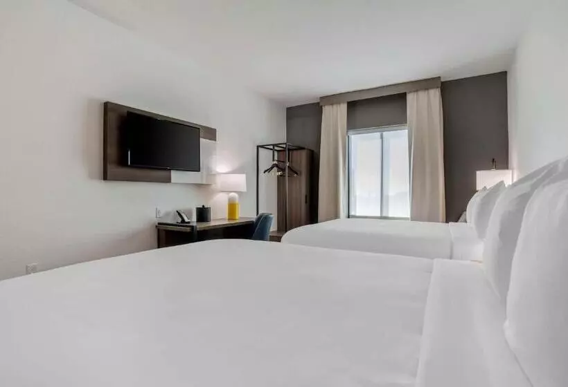 Hotelli Comfort Inn & Suites Panama City Beach  Pier Park Area