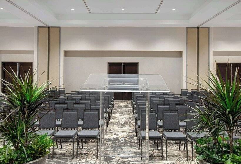 בית מלון כפרי Embassy Suites By Hilton Alpharetta Halcyon