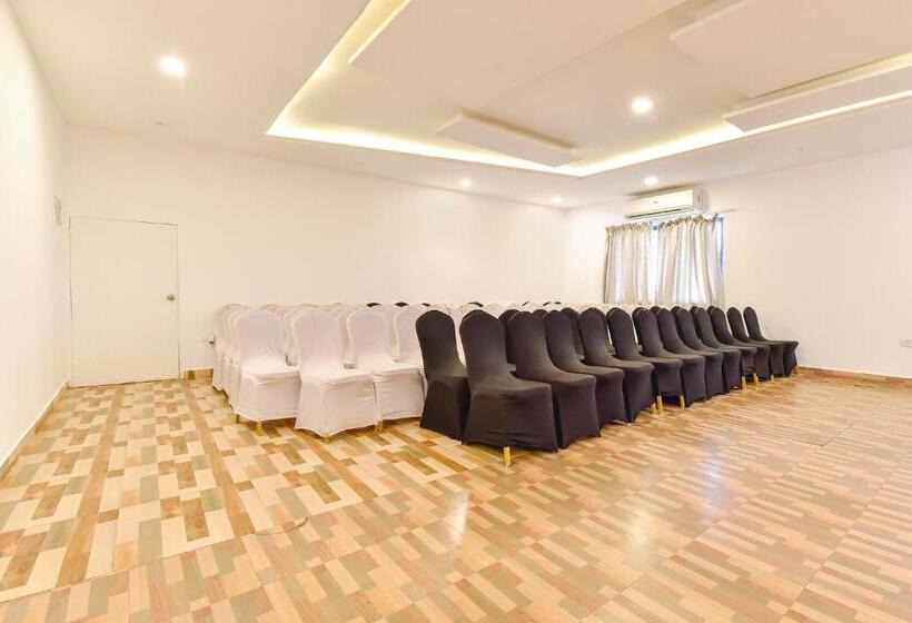 Fabhotel Epic Townlet Resort Nr Calangute Beach