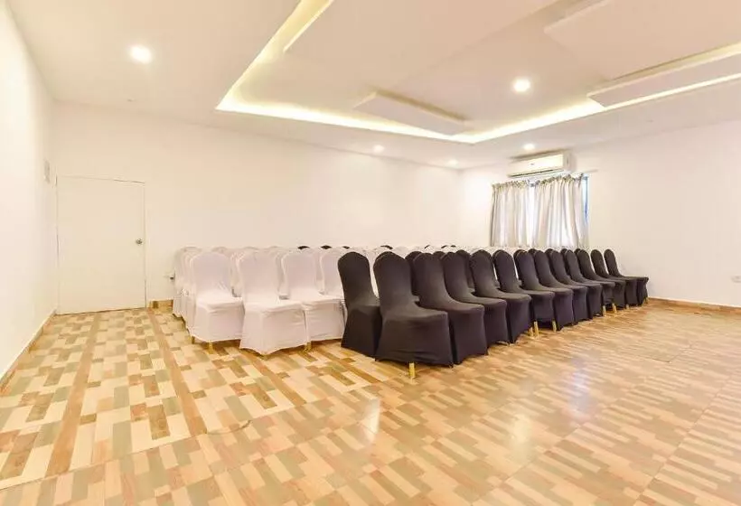 Fabhotel Epic Townlet Resort   Nr Calangute Beach