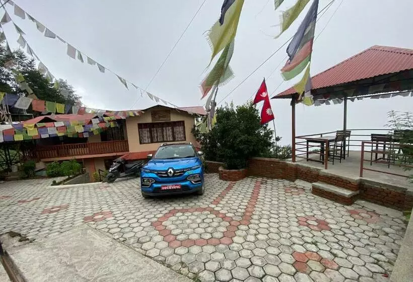 هتل Gombo Hideaway