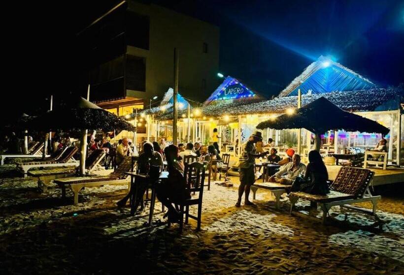 هتل Hôtel Grand Bay