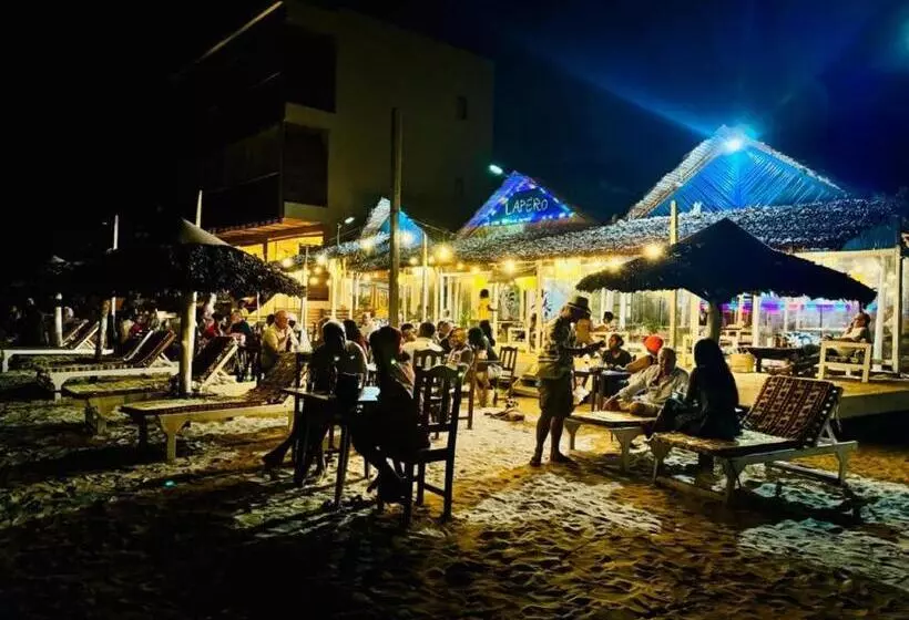 هتل Hôtel Grand Bay