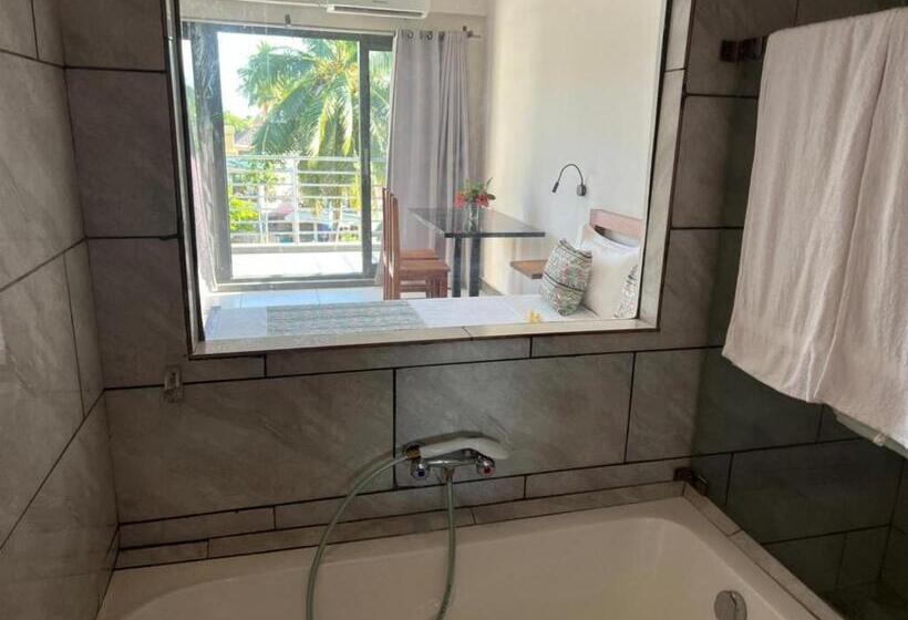 هتل Hôtel Grand Bay