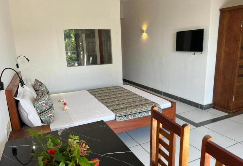 هتل Hôtel Grand Bay