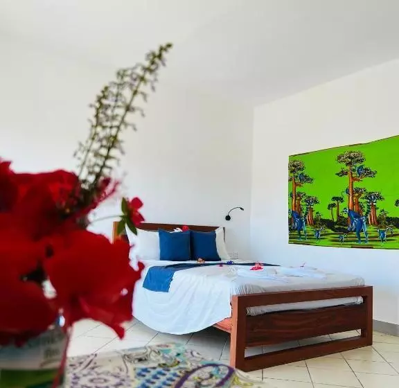 هتل Hôtel Grand Bay