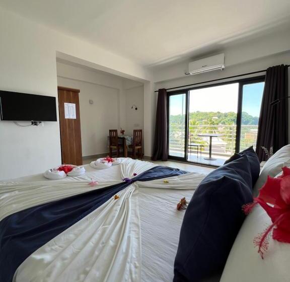 هتل Hôtel Grand Bay