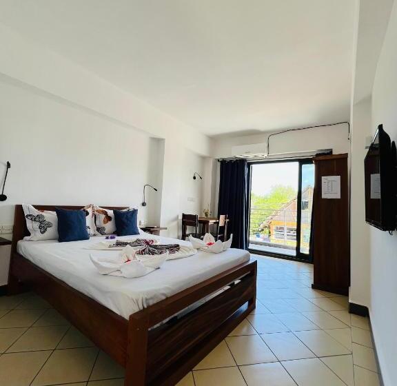 هتل Hôtel Grand Bay