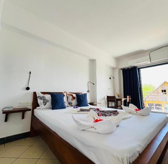 هتل Hôtel Grand Bay