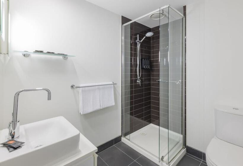 هتل Oaks Melbourne St Kilda Road