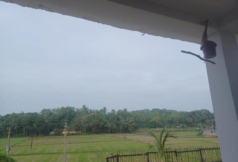 Hotel Sparrow Villa Mirissa