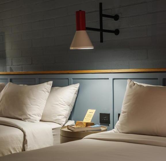 هتل The Somos Bold