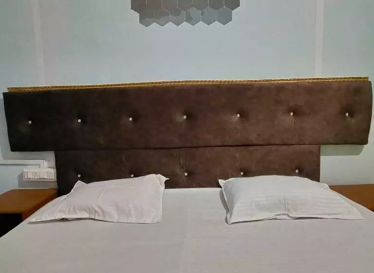 Nest Tales Backpacker Hostel