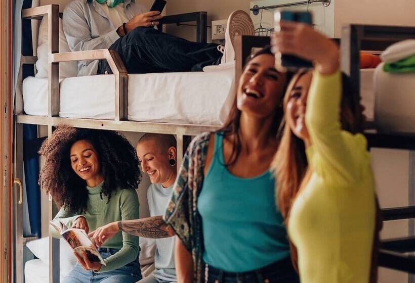 هاستل Bposhtels Tampa