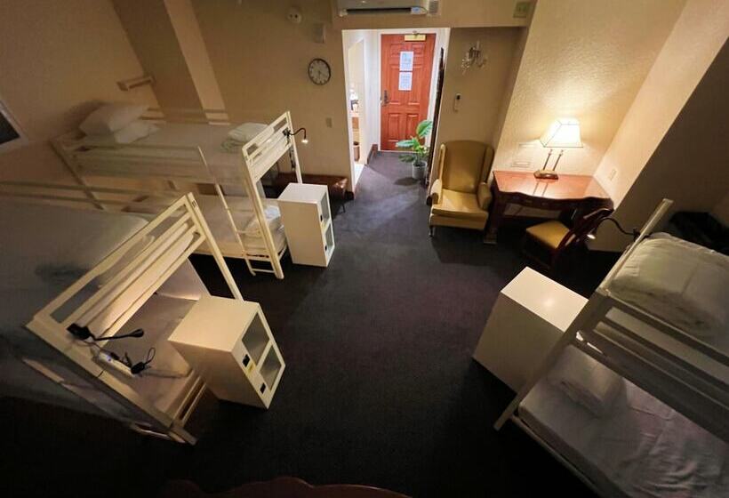 هاستل Bposhtels Tampa
