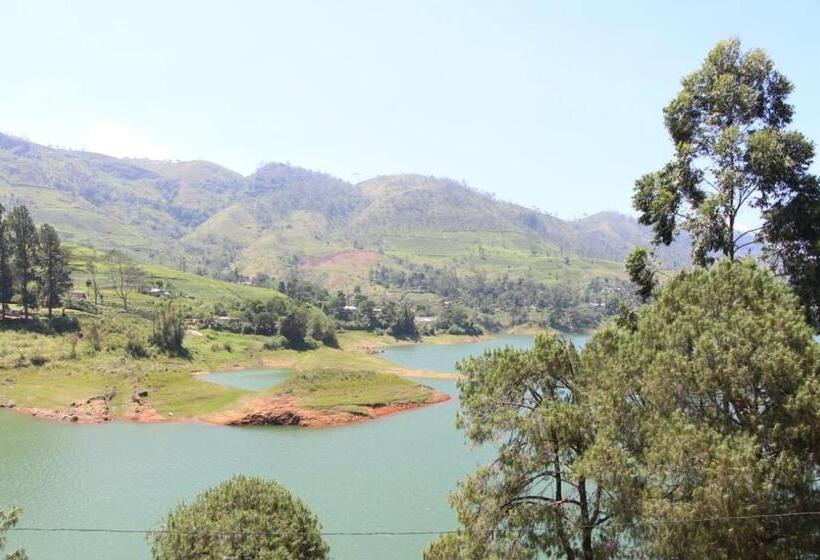 Nocleg ze śniadaniem Castlereagh Resort Hatton