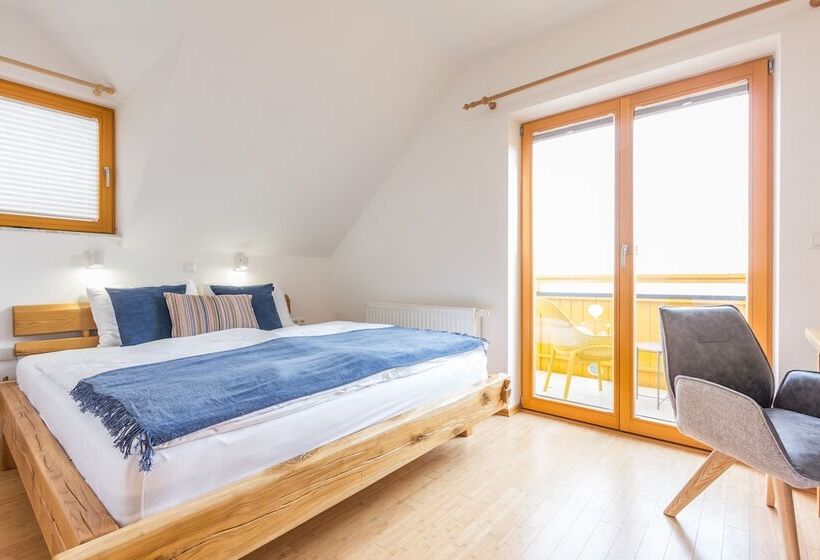 تختخواب و صبحانه Vilaraj