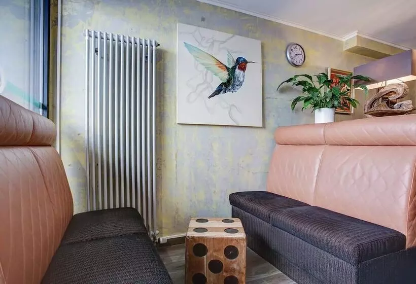 Hostel Westlight
