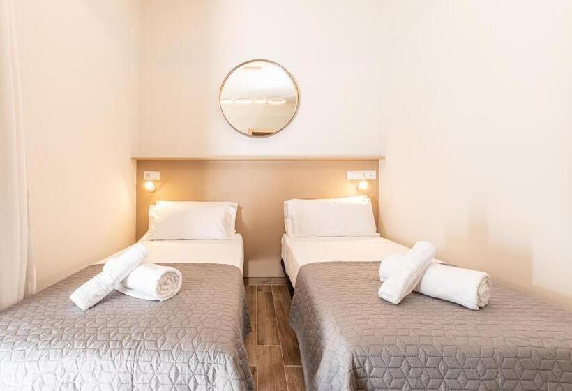 Suncanarias Hotel Adeje Plaza