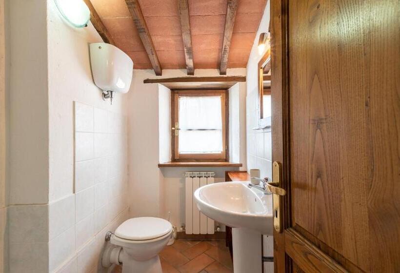 Hotelli Agriturismo Cuiano Il Colombaio