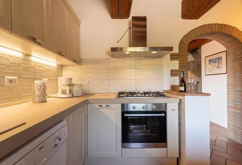 Hotelli Agriturismo Cuiano Il Colombaio