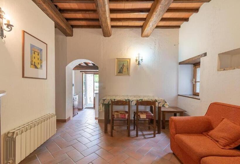 Hotelli Agriturismo Cuiano Il Colombaio