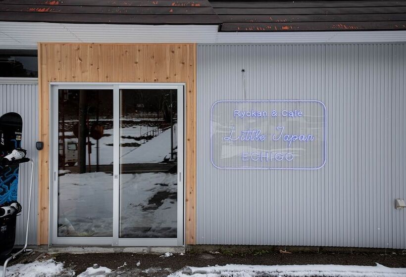 ホテル Little Japan Echigo