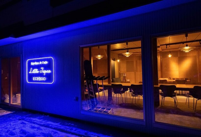 ホテル Little Japan Echigo