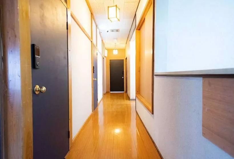 Hotelli Little Japan Echigo