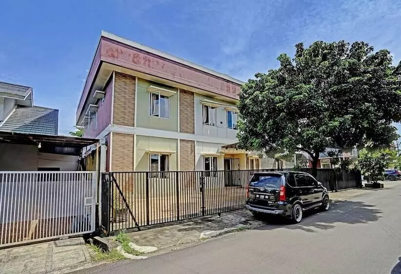 Hotelli Oyo 91989 K24 Residence Syariah