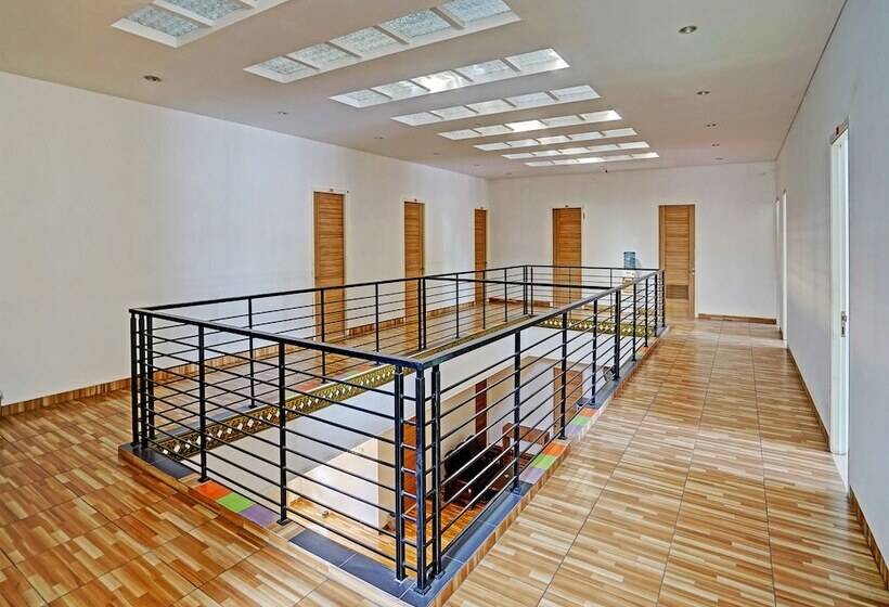 בית מלון כפרי Oyo 91989 K24 Residence Syariah