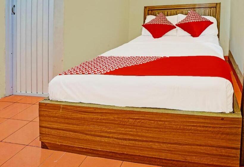 בית מלון כפרי Oyo 91989 K24 Residence Syariah