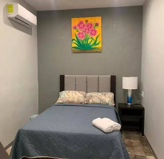 هتل Residencial Edzna