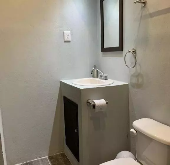 هتل Residencial Edzna