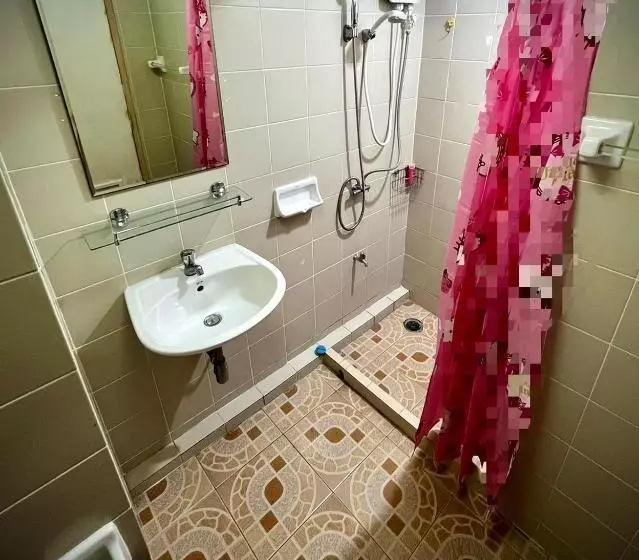 پانسیون Mike S Condo
